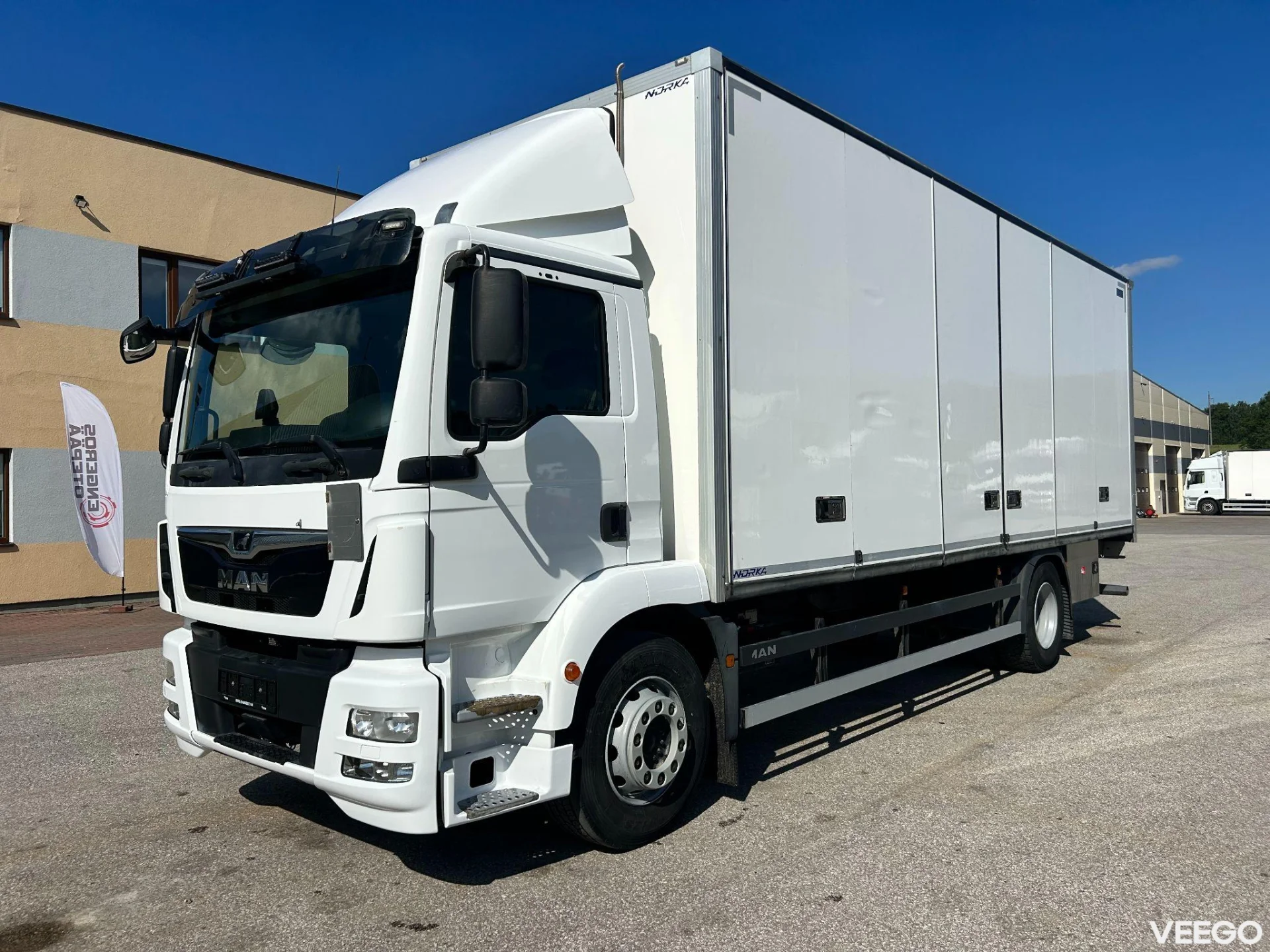 MAN TGM 4X2 EURO6 + SIDE OPENING 213kW