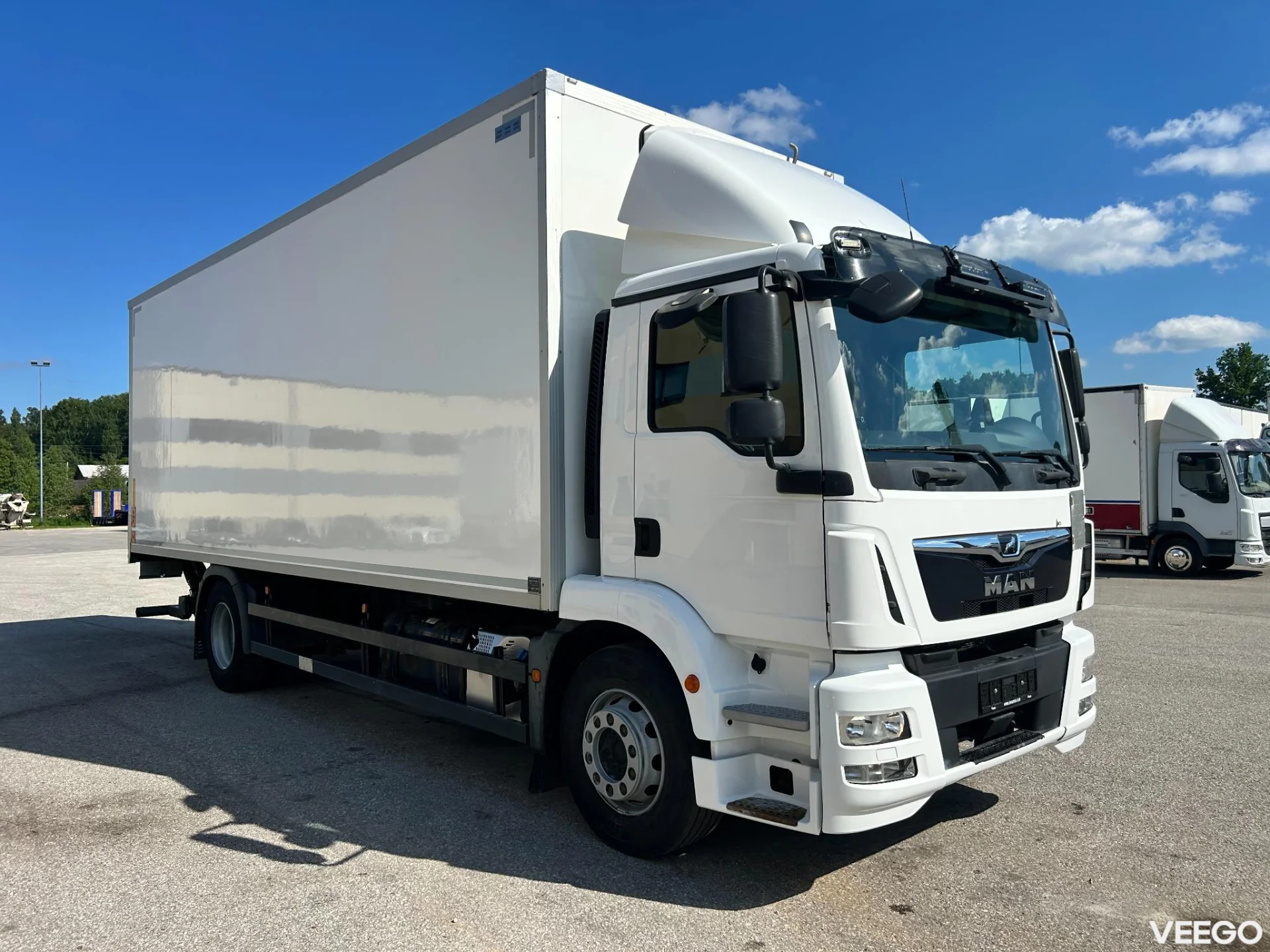 MAN TGM 4X2 EURO6 + SIDE OPENING 213kW