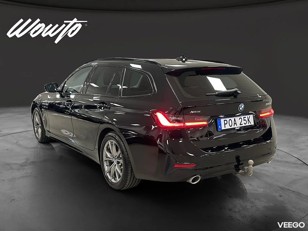 BMW 330 xDrive 292HK Touring / Sportline / Dragkrok 0kW