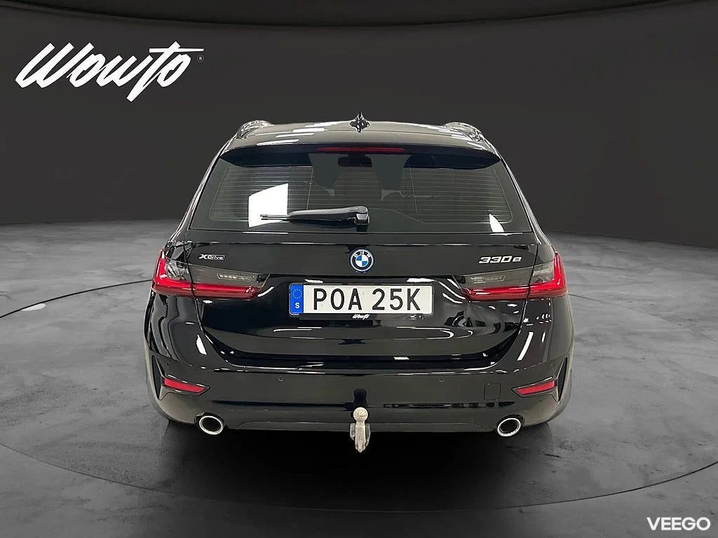 BMW 330 xDrive 292HK Touring / Sportline / Dragkrok 0kW
