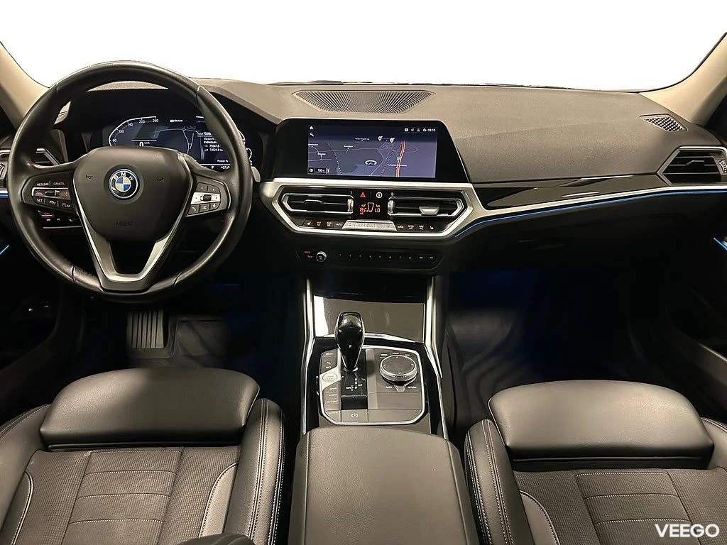 BMW 330 xDrive 292HK Touring / Sportline / Dragkrok 0kW
