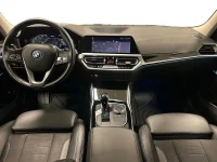 BMW 330 xDrive 292HK Touring / Sportline / Dragkrok 0kW thumbnail
