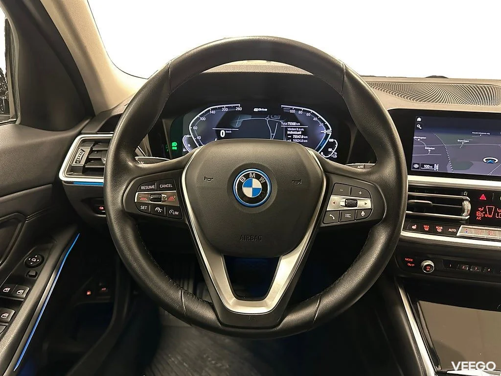 BMW 330 xDrive 292HK Touring / Sportline / Dragkrok 0kW
