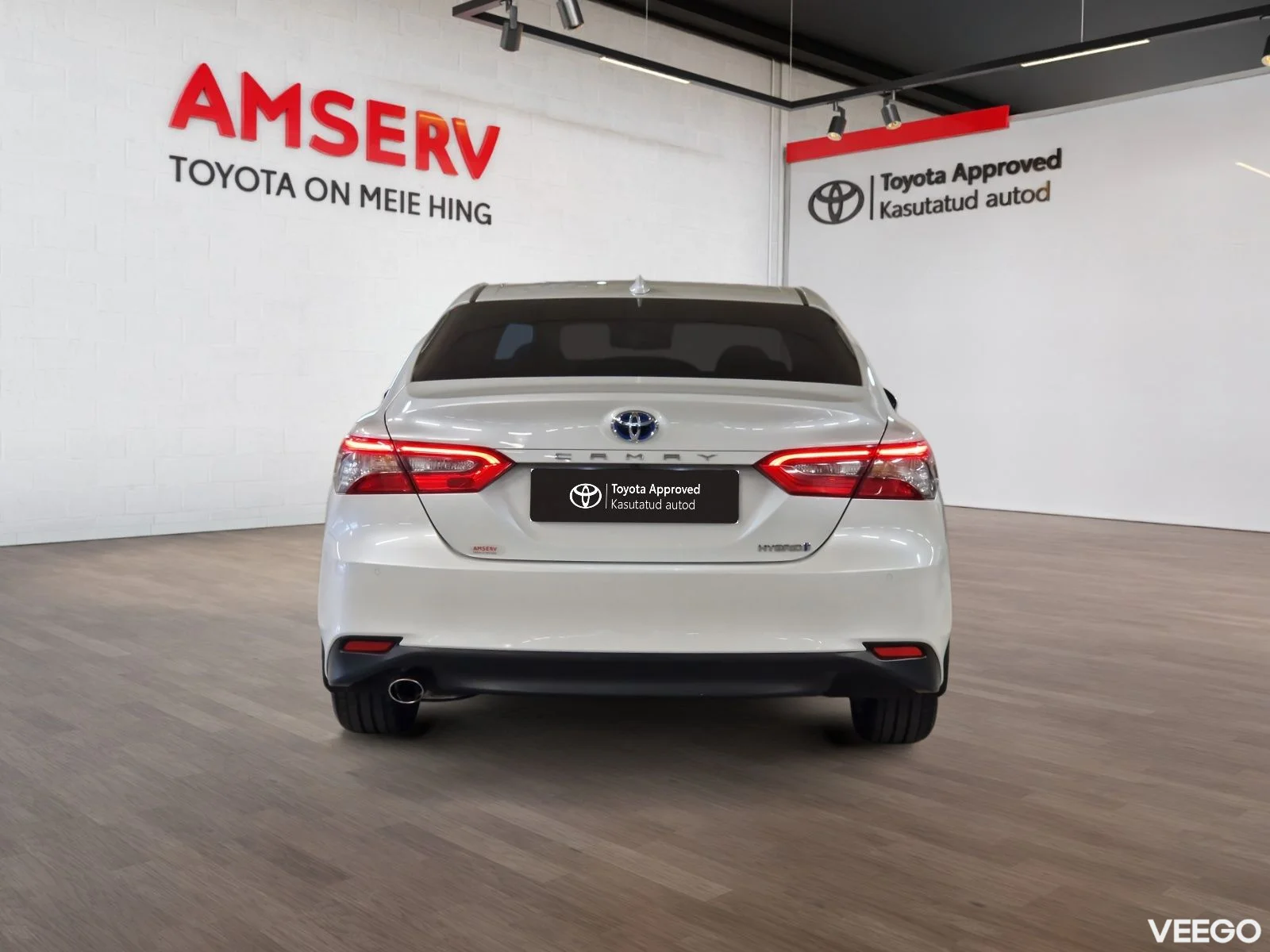 Toyota Camry Luxury Business 2.5 131kW