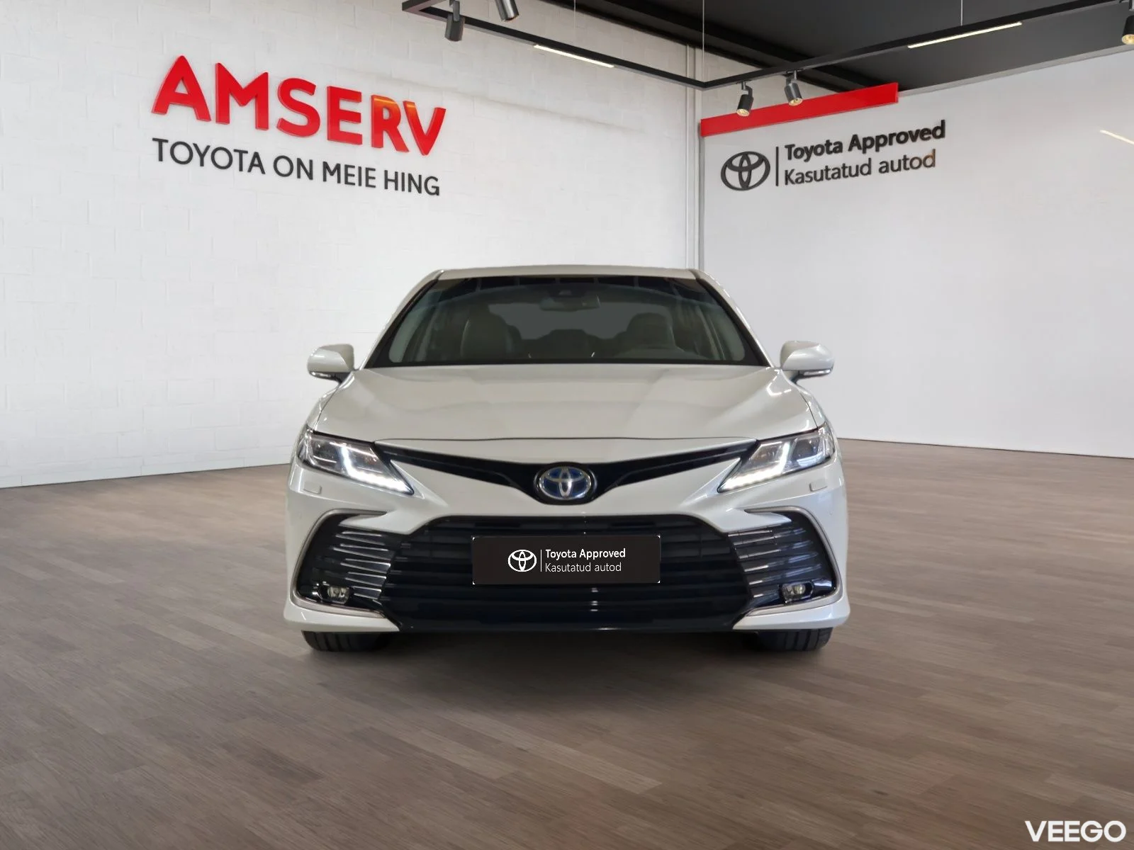 Toyota Camry Luxury Business 2.5 131kW