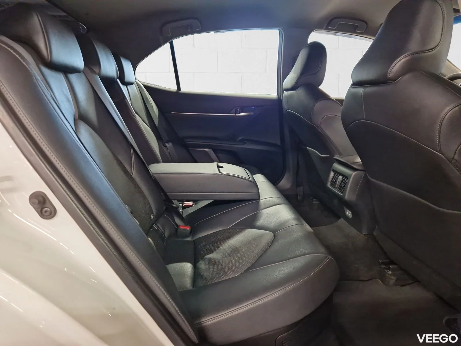Toyota Camry Luxury Business 2.5 131kW