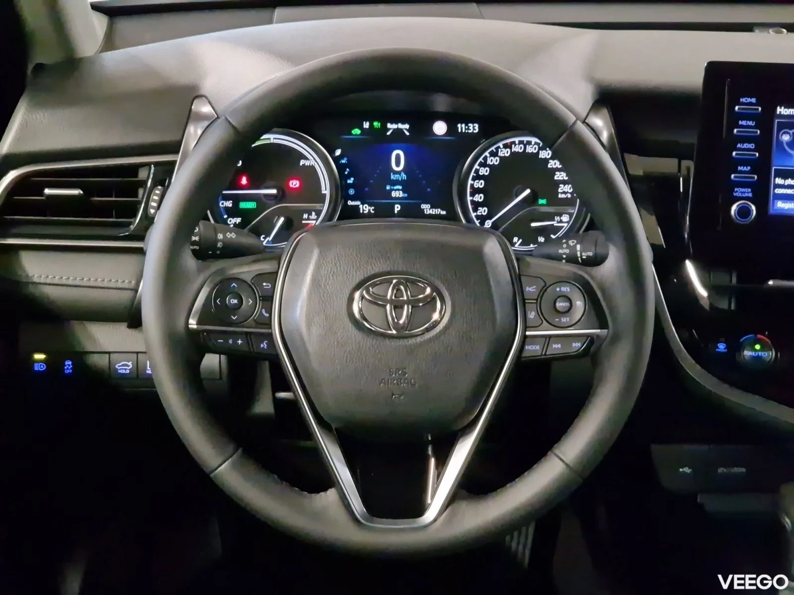 Toyota Camry Luxury Business 2.5 131kW