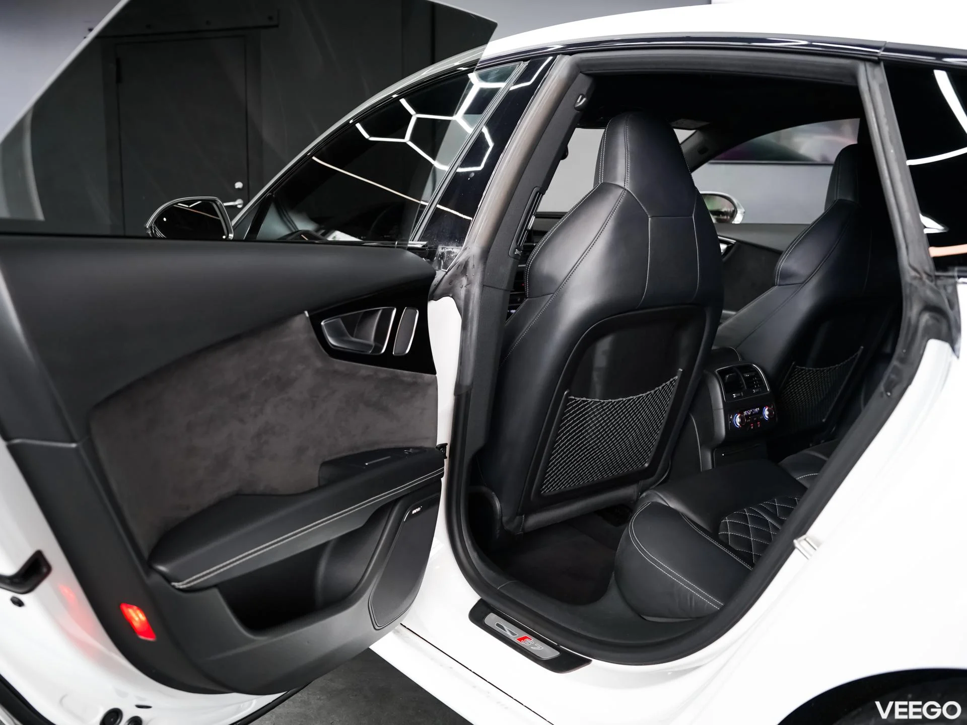 Audi S7 4.0 331kW