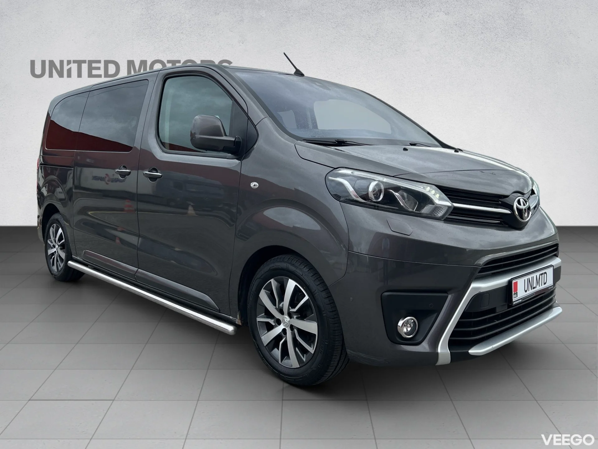 Toyota Proace Verso Medium Double side door 2 8-kohta 106kW