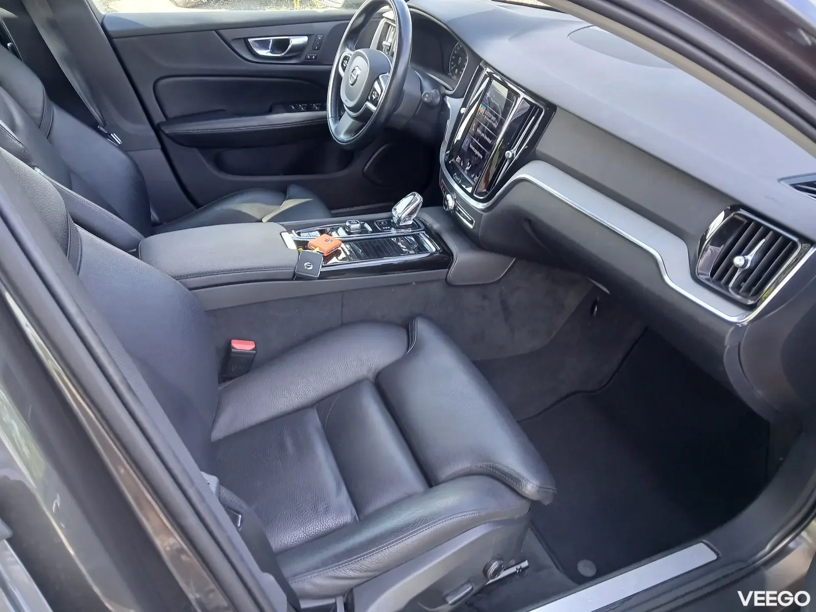 Volvo V60 Volvo V60 INSCRIPTION AWD 2.0 257kW