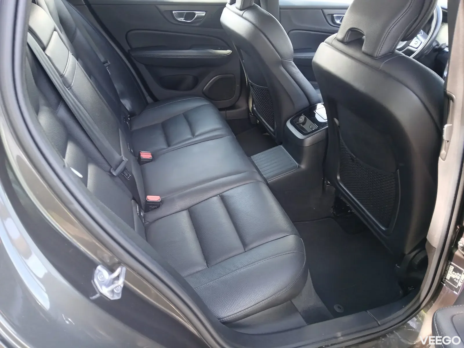 Volvo V60 Volvo V60 INSCRIPTION AWD 2.0 257kW
