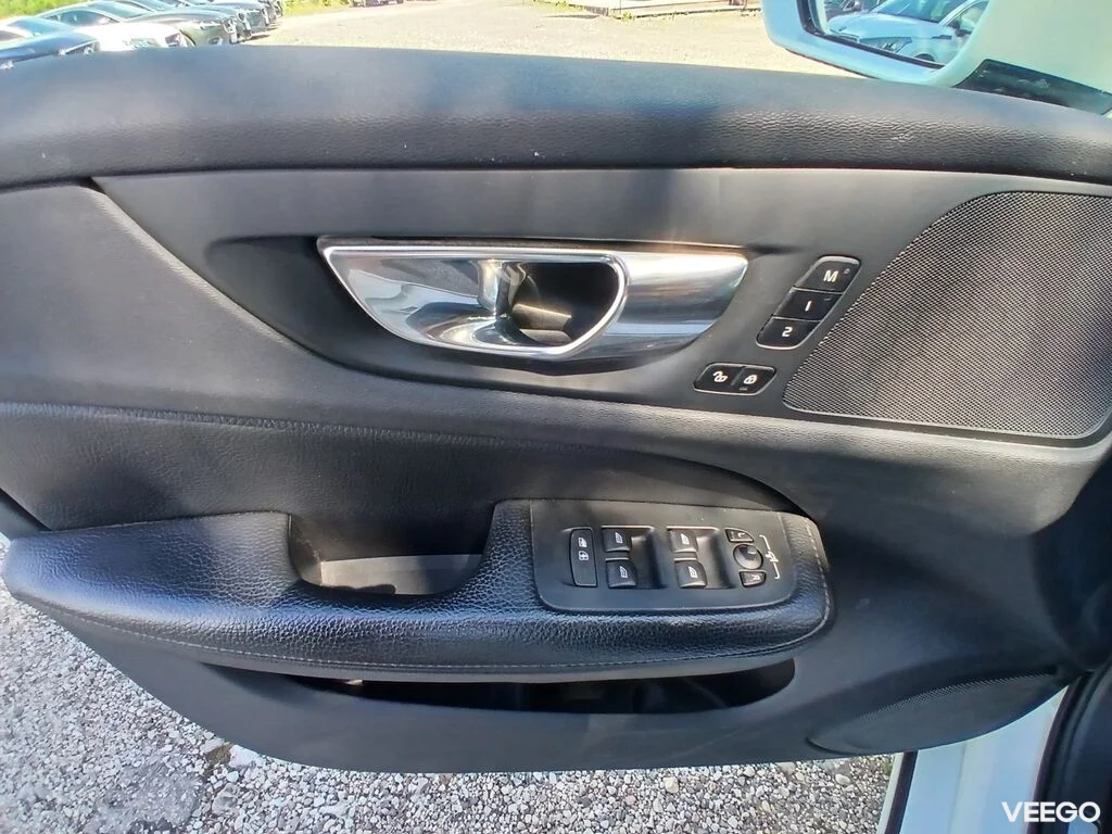 Volvo V60 Inscription 2.0 140kW