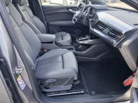 Audi Q4 e-tron S-LINE 4WD 220kW thumbnail