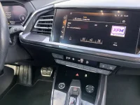 Audi Q4 e-tron S-LINE 4WD 220kW thumbnail