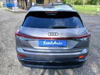Audi Q4 e-tron S-LINE 4WD 220kW thumbnail