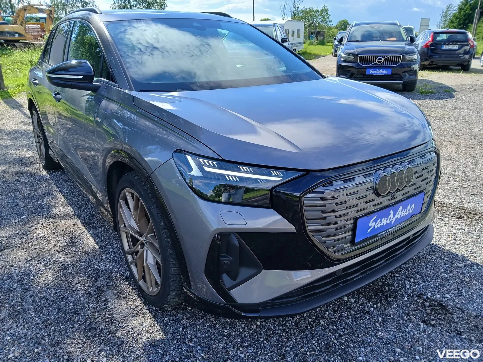 Audi Q4 e-tron S-LINE 4WD 220kW