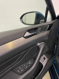 Volkswagen Passat Executive 2 140kW thumbnail