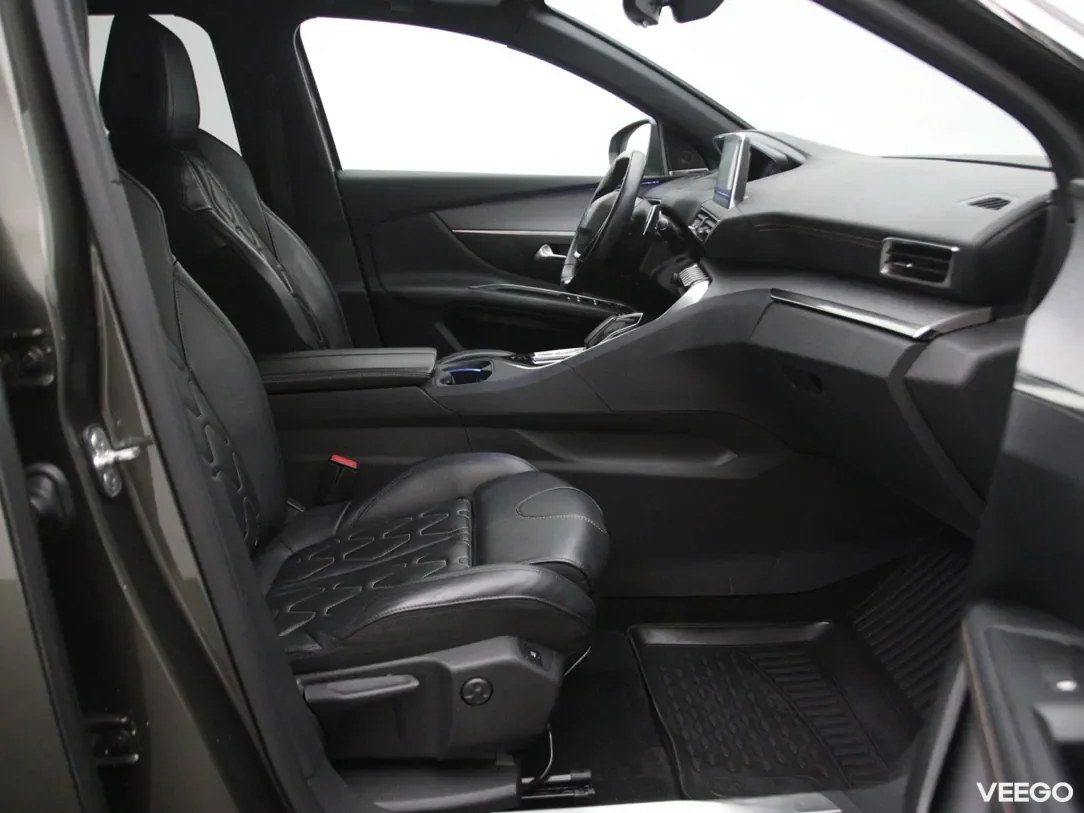 Peugeot 3008 1.6 220kW
