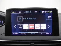 Peugeot 3008 1.6 220kW thumbnail