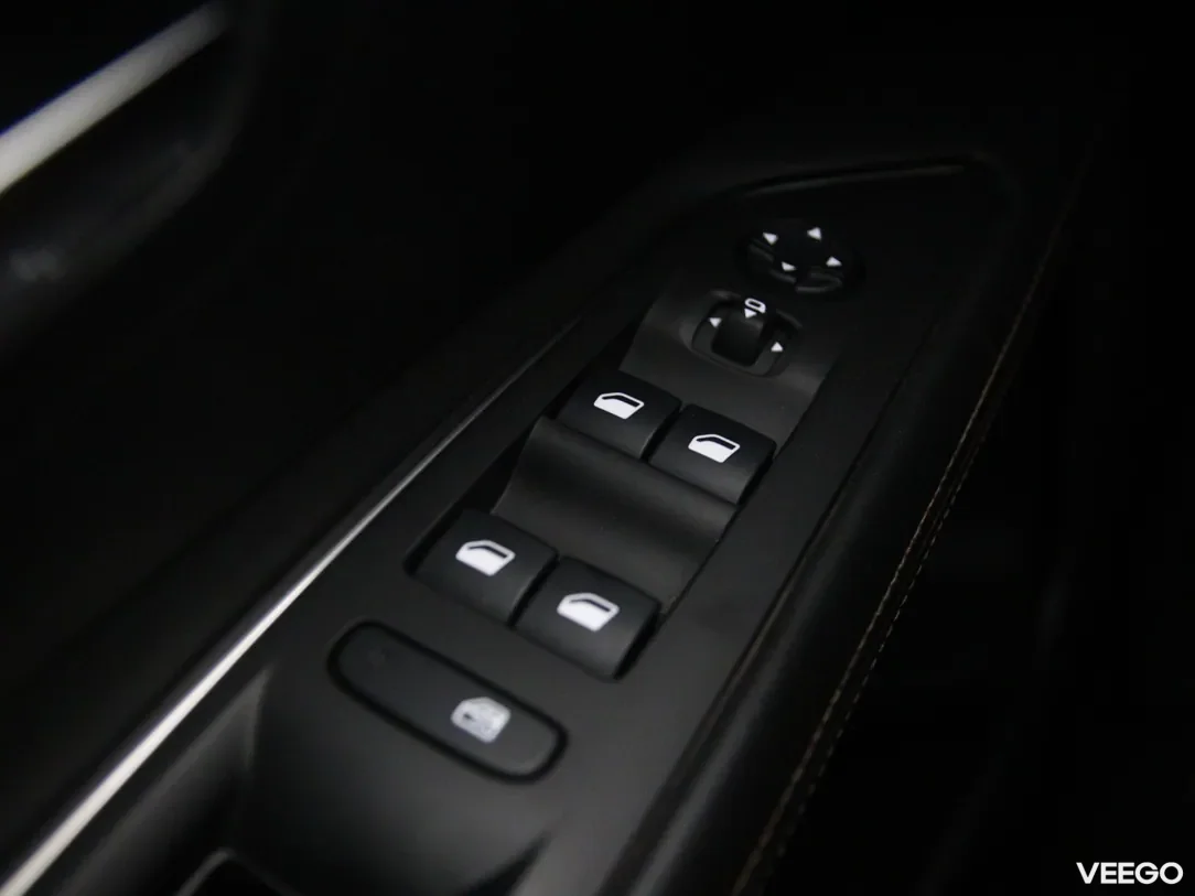 Peugeot 3008 1.6 220kW