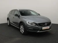 Volvo V60 Cross Country 2 110kW thumbnail