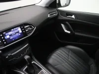 Peugeot 308 2 110kW thumbnail