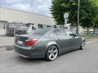 BMW 525 2.5 130kW thumbnail