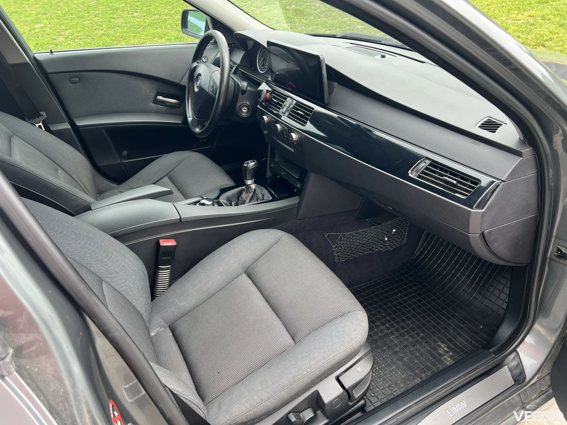 BMW 525 2.5 130kW