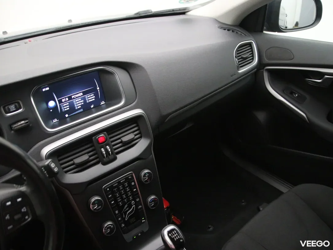 Volvo V40 1.6 84kW