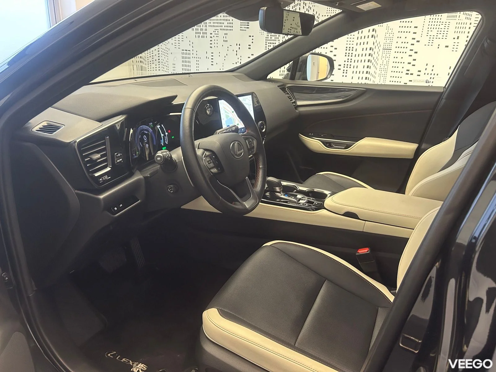 Lexus NX 450h+ - 211kW