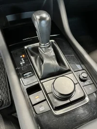 Mazda 3 2 137kW thumbnail