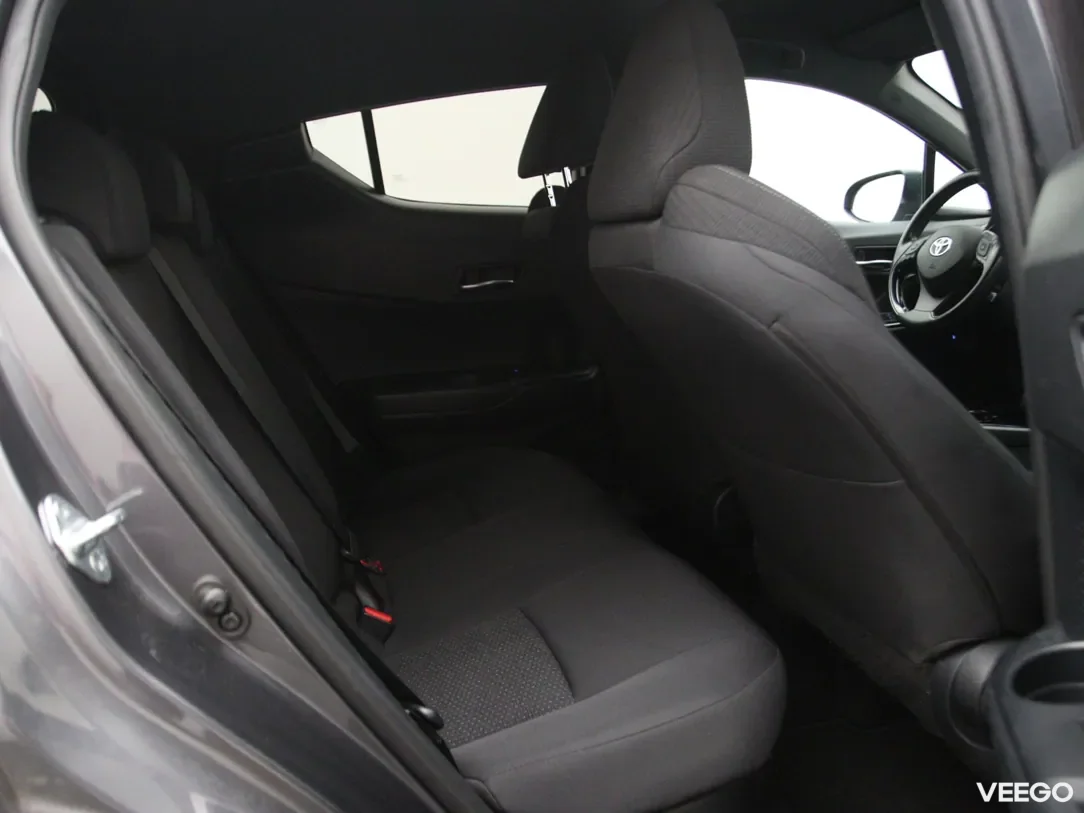 Toyota C-HR 1.8 90kW