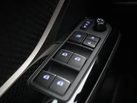 Toyota C-HR 1.8 90kW thumbnail