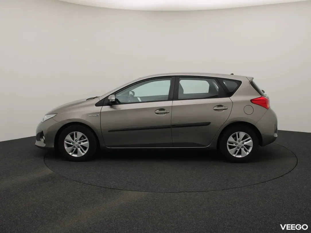 Toyota Auris 1.8 100kW