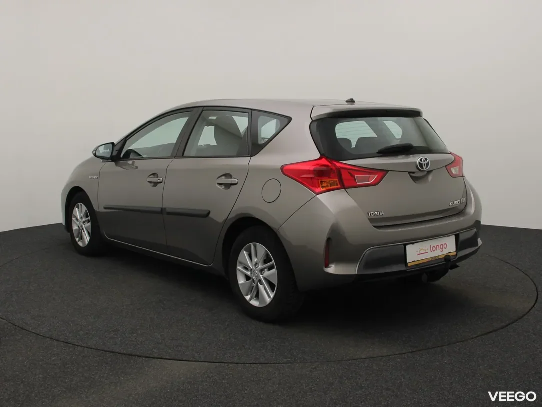 Toyota Auris 1.8 100kW