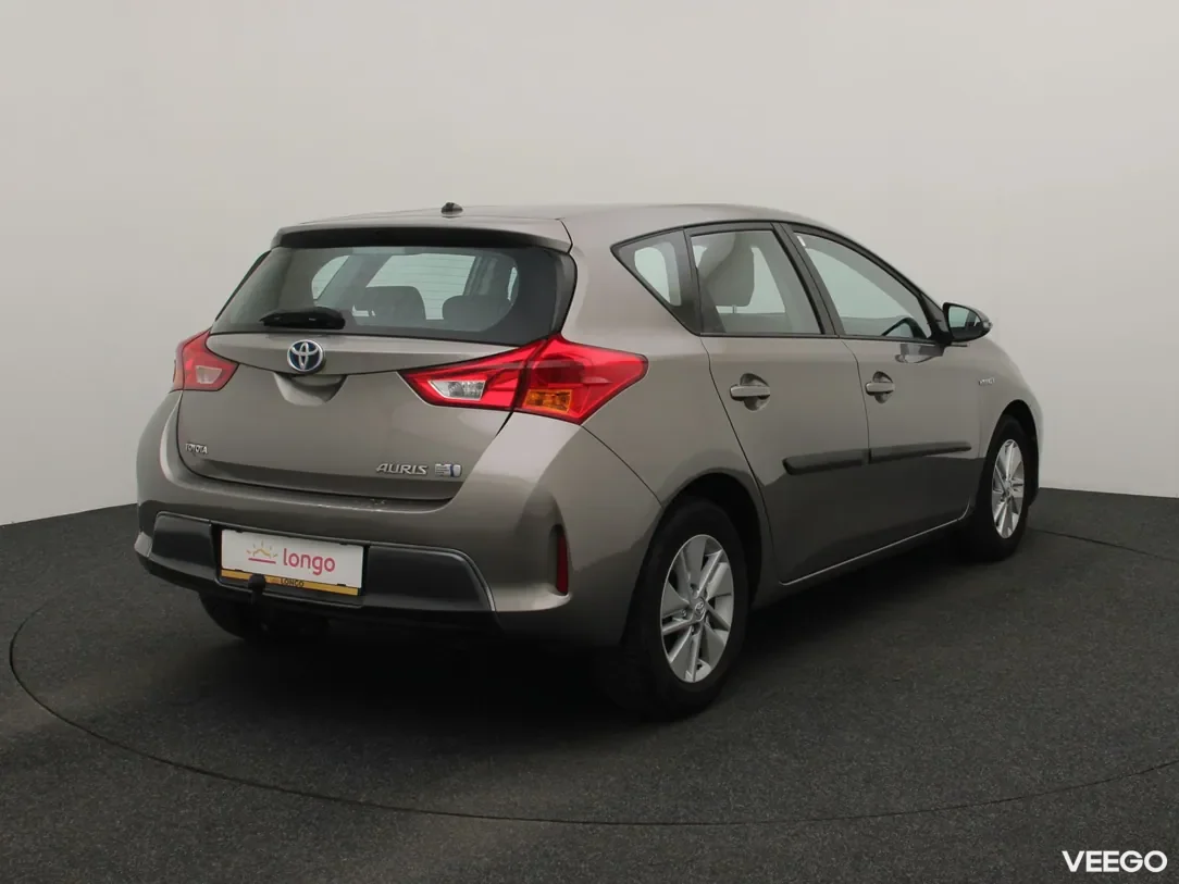 Toyota Auris 1.8 100kW