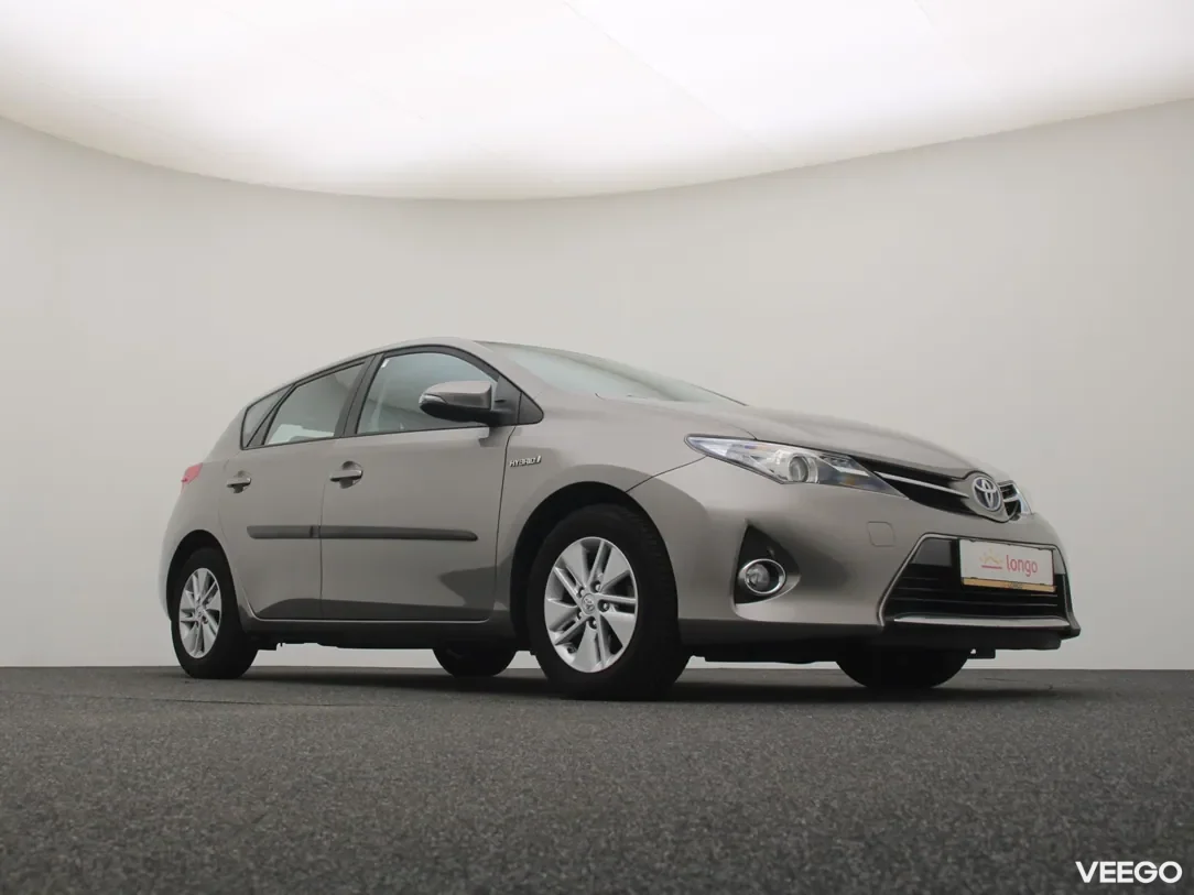 Toyota Auris 1.8 100kW