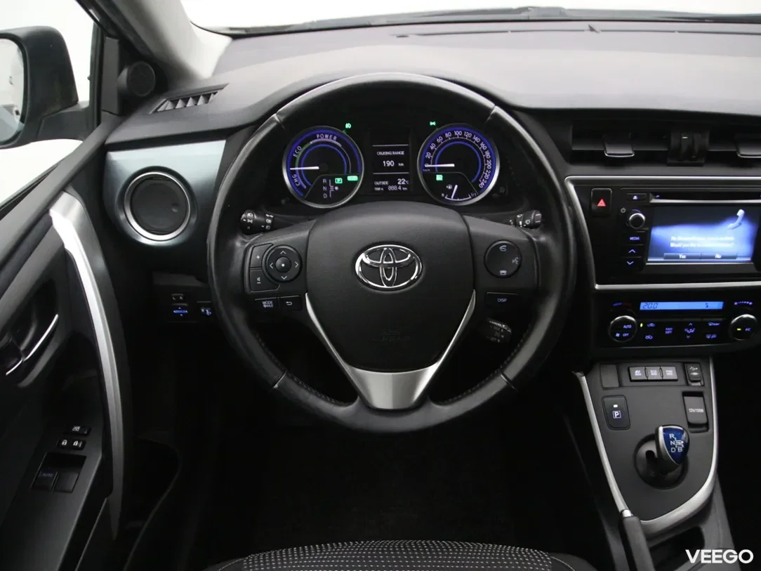 Toyota Auris 1.8 100kW