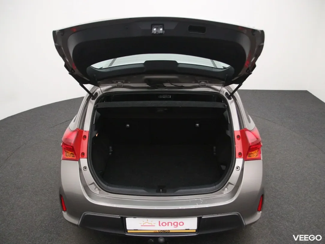 Toyota Auris 1.8 100kW