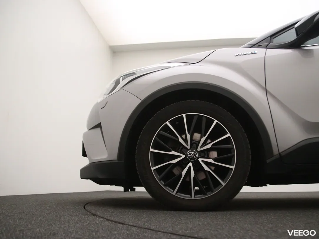 Toyota C-HR 1.8 90kW