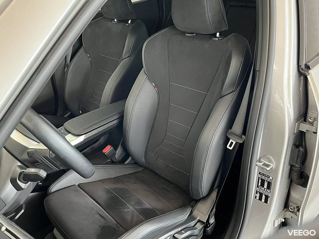 BMW X1 sDrive18i M Sport Rattvärme 19" Drag Park Assist 0kW