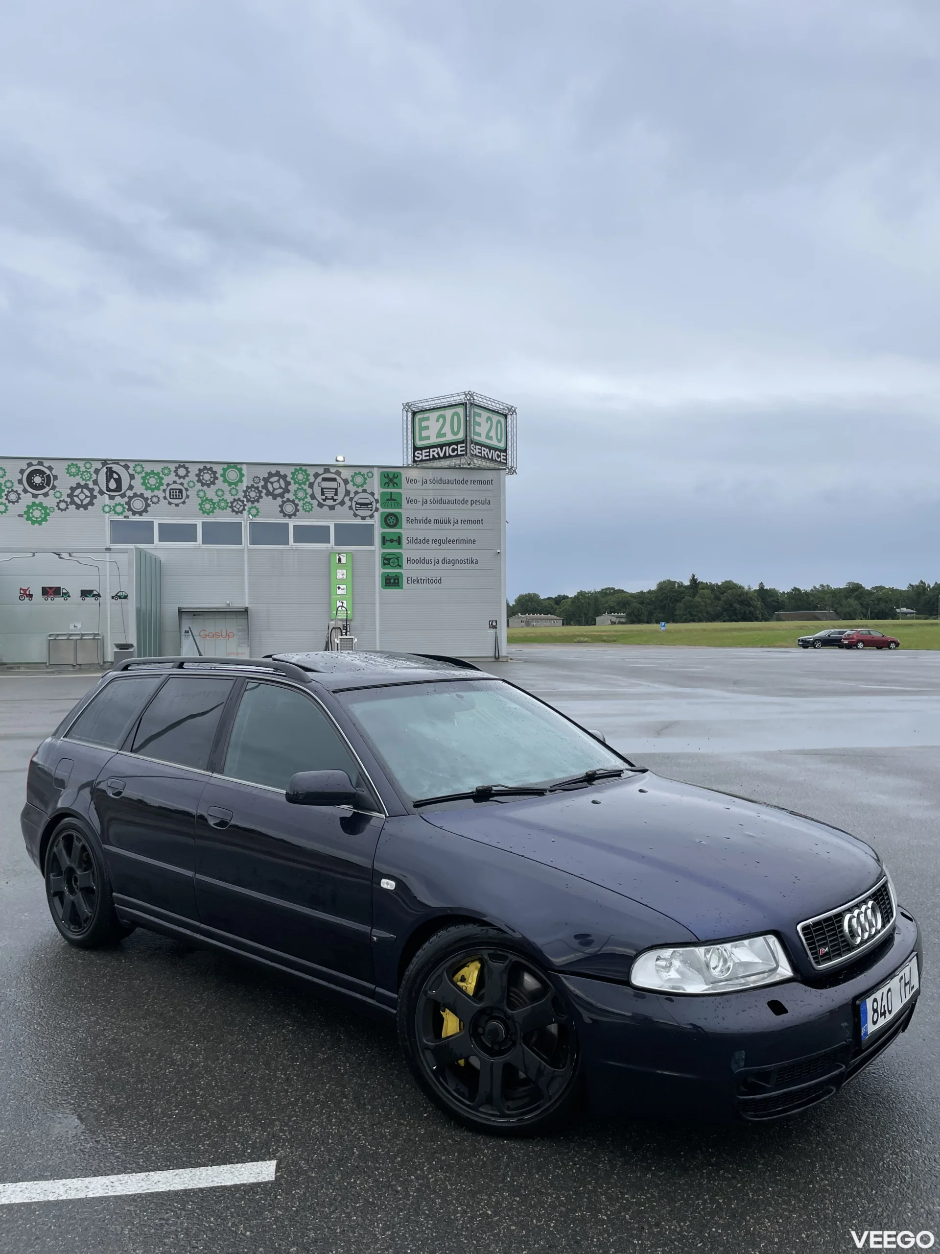 Audi S4 S4B5 250kW