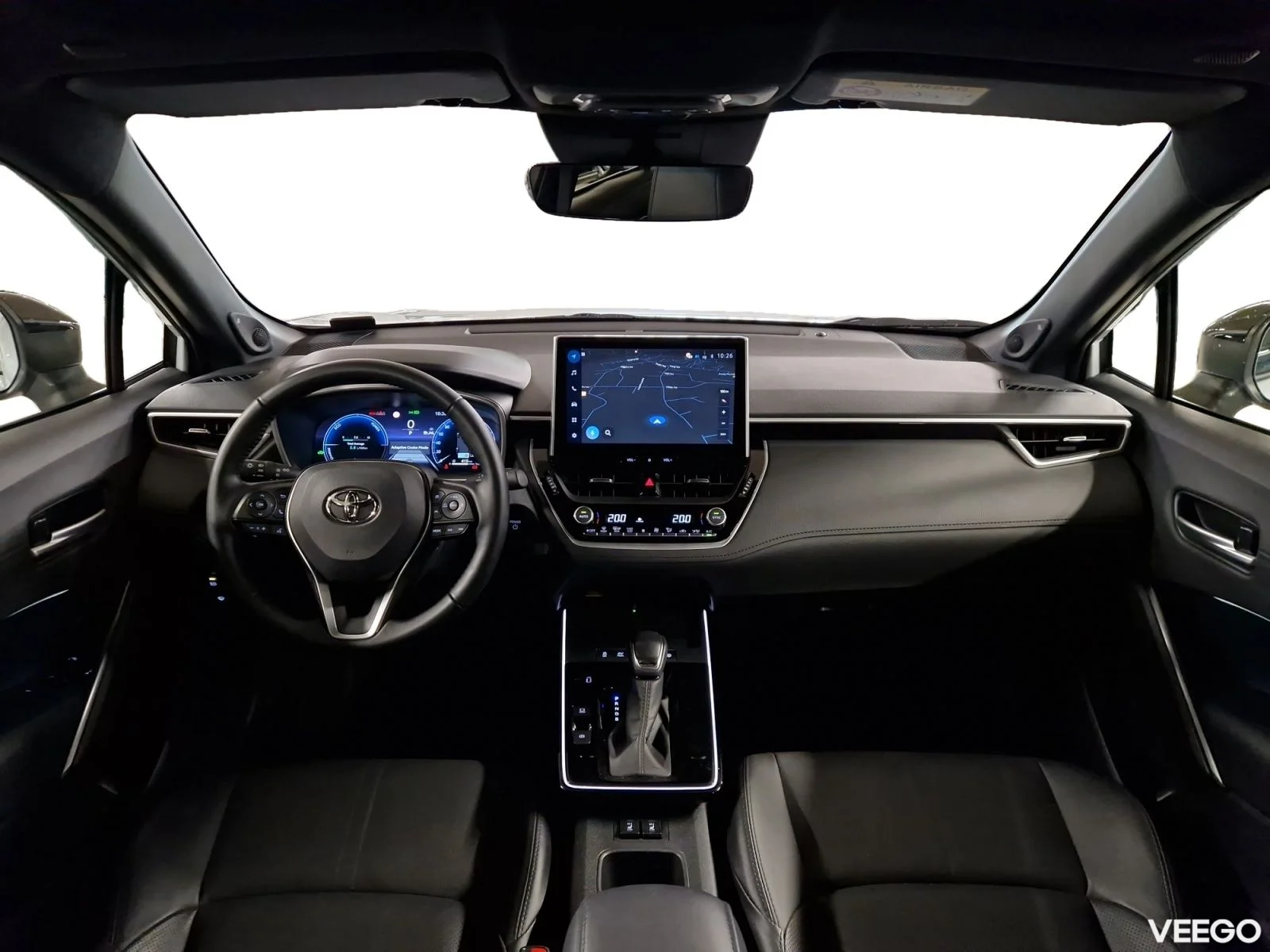 Toyota Corolla Cross Luxury AWD 2 98kW