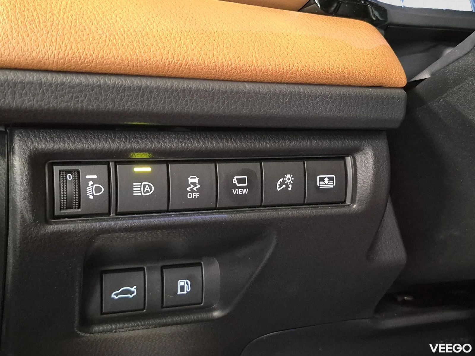 Toyota Camry Premium 2.5 137kW