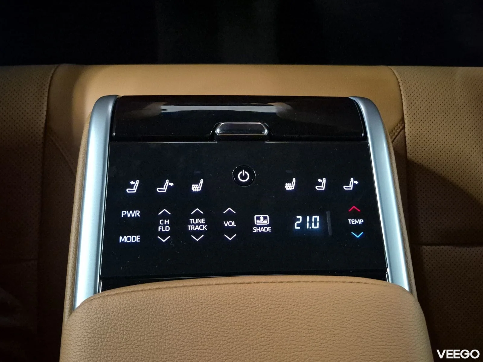Toyota Camry Premium 2.5 137kW