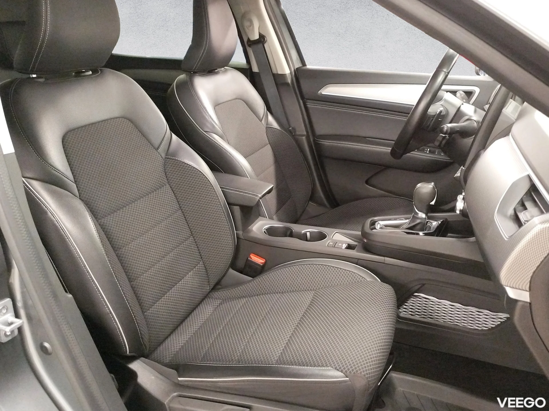 Renault ARKANA / MEGANE CONQUEST (*) INTENS Hybriid TCe 103kW
