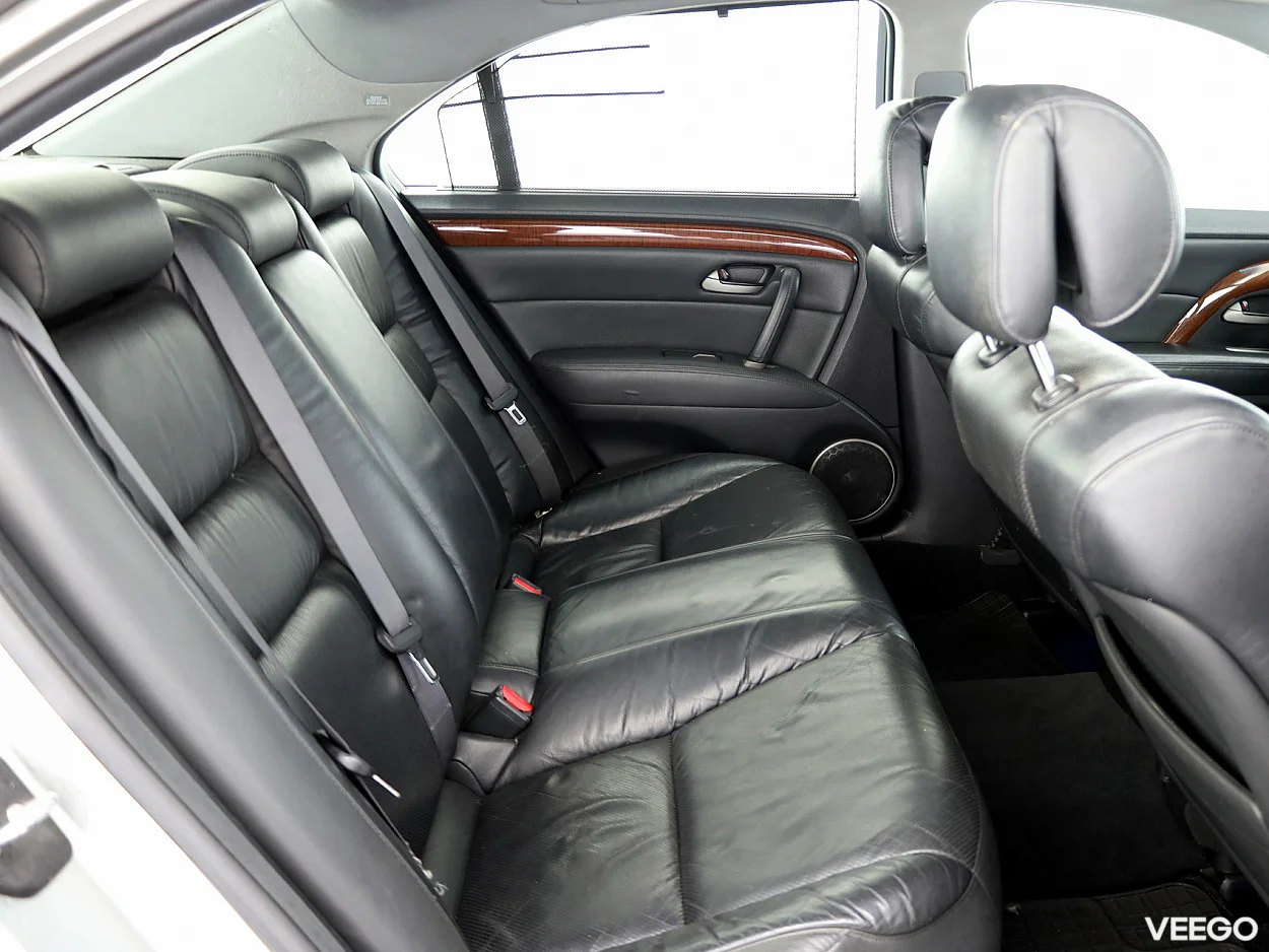 Honda Legend 3.5 218kW