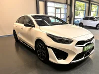 Kia Ceed: ProCeed 1.5 118kW thumbnail