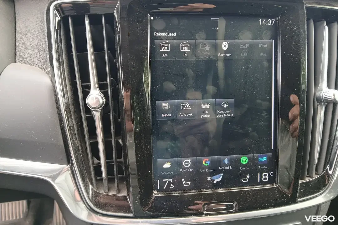 Volvo V90 MOMENTUM 2.0 110kW