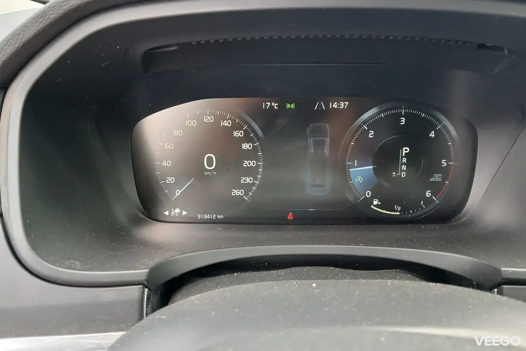 Volvo V90 MOMENTUM 2.0 110kW